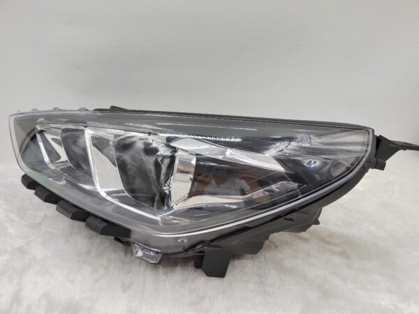 HYUNDAI I30 HATCH 2020-2023 HALOGEN L.H.S HEADLIGHT ASSEMBLY