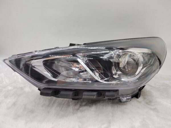 HYUNDAI I30 HATCH 2020-2023 HALOGEN L.H.S HEADLIGHT ASSEMBLY