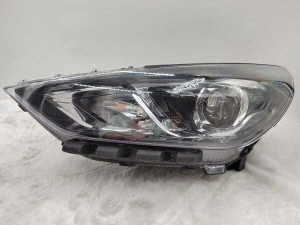 HYUNDAI I30 HATCH 2020-2023 HALOGEN L.H.S HEADLIGHT ASSEMBLY