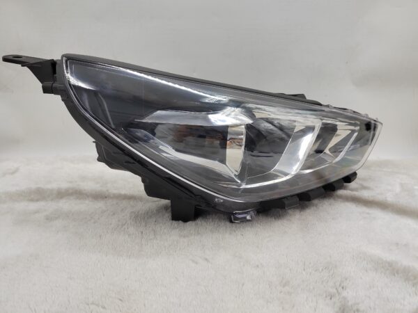 HYUNDAI I30 HATCH 2020-2023 HALOGEN R.H.S HEADLIGHT ASSEMBLY