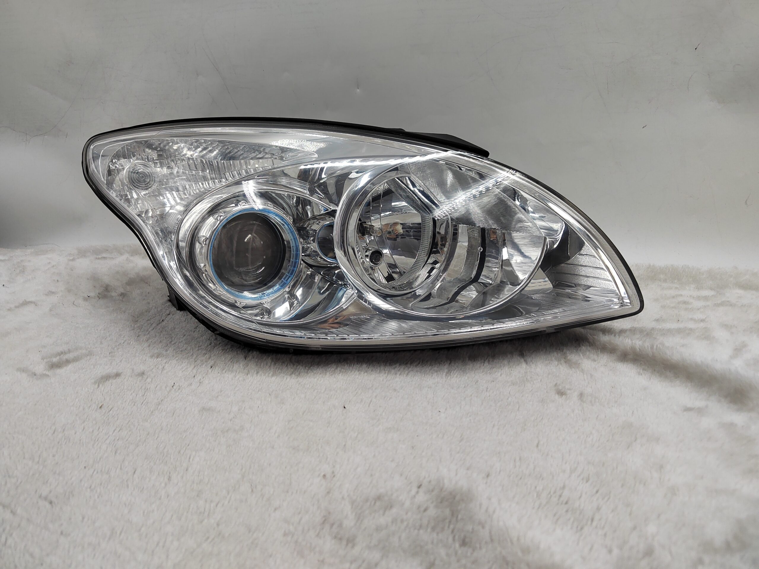 HYUNDAI I30 SX FD 2007-2011 HALOGEN R.H.S HEADLIGHT ASSEMBLY