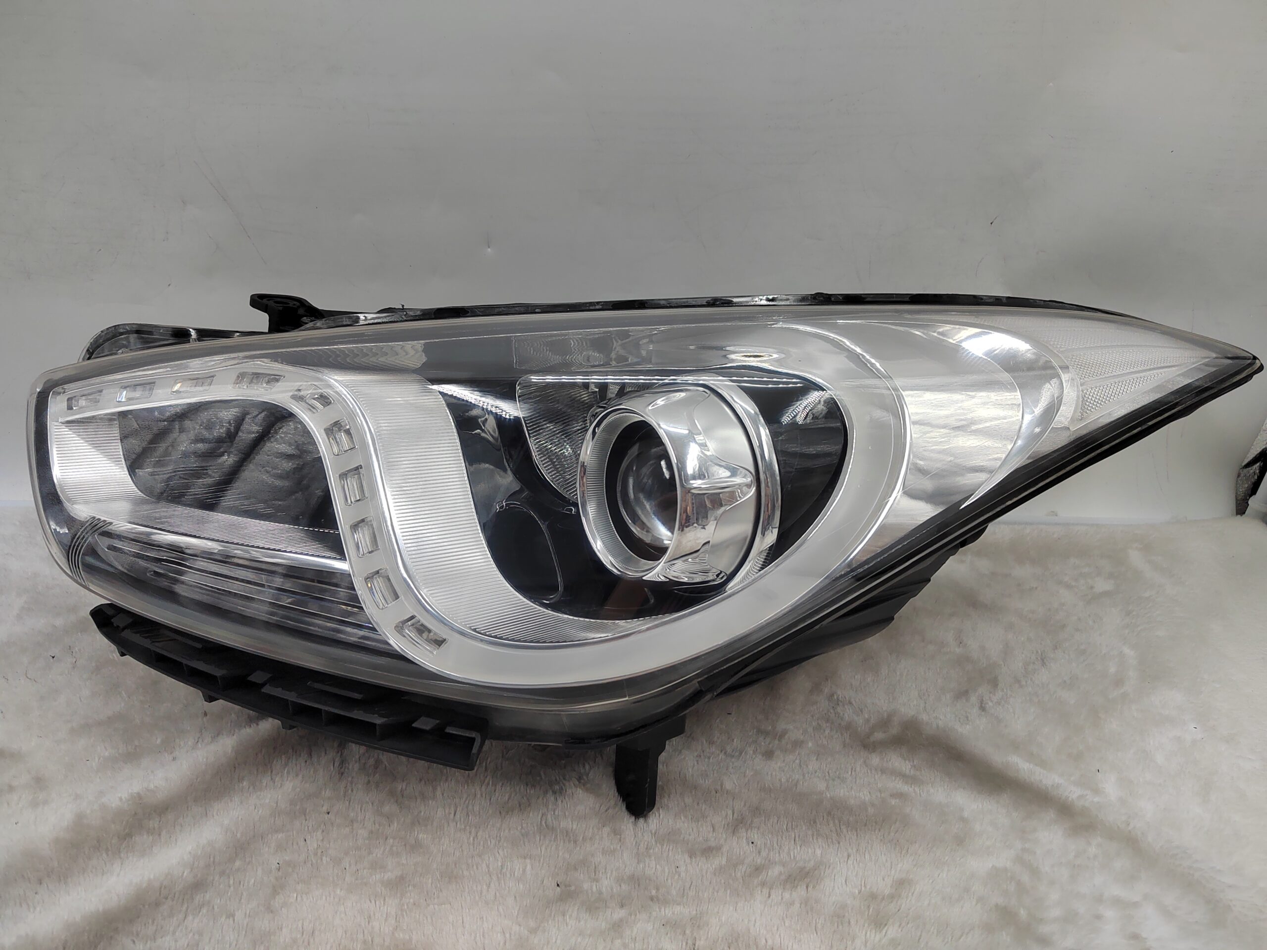 HYUNDAI I40 2011-2015 LENS HALOGEN L.H.S HEADLIGHT ASSEMBLY