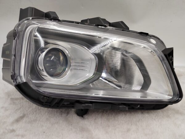 HYUNDAI KONA 2017-2020 HALOGEN R.H.S HEADLIGHT ASSEMBLY