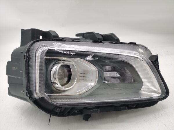 HYUNDAI KONA 2017-2020 HALOGEN R.H.S HEADLIGHT ASSEMBLY