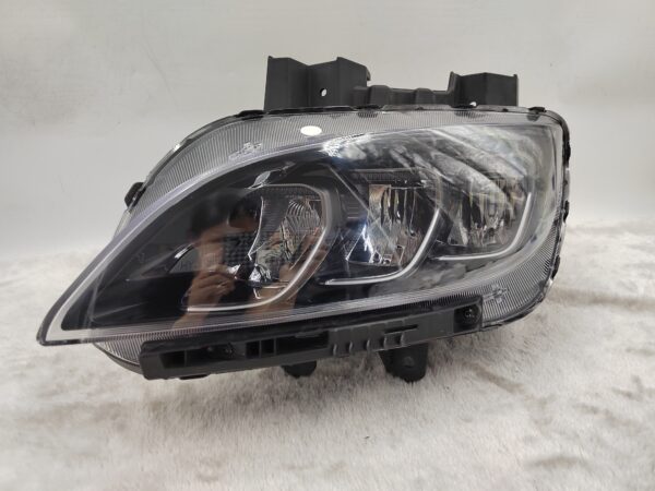 HYUNDAI KONA 2021-2023 LED L.H.S HEADLIGHT ASSEMBLY