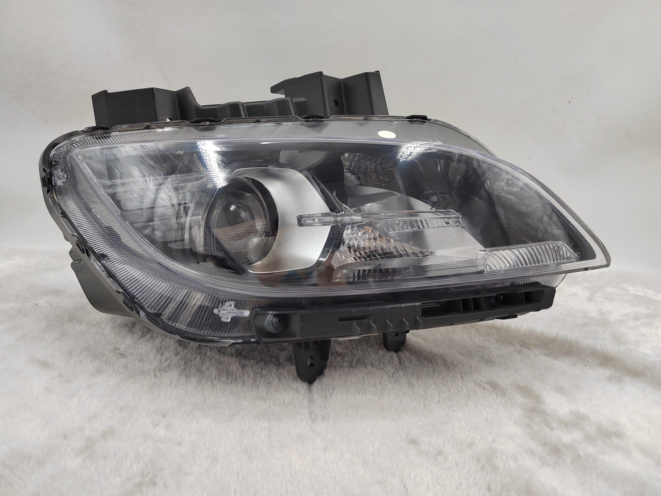 HYUNDAI KONA 2021-2023 LENS HALOGEN R.H.S HEADLIGHT ASSEMBLY