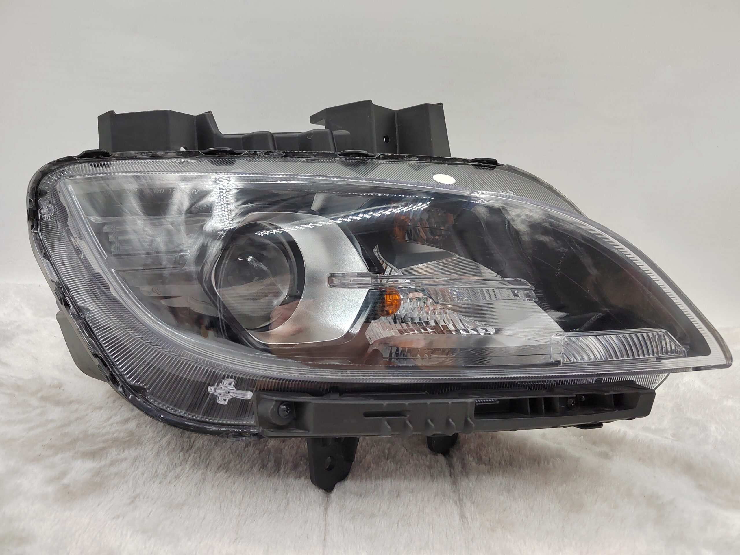 HYUNDAI KONA 2021-2023 LENS HALOGEN R.H.S HEADLIGHT ASSEMBLY