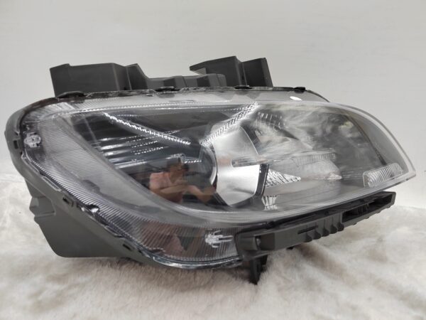 HYUNDAI KONA 2021-2023 LENS HALOGEN R.H.S HEADLIGHT ASSEMBLY