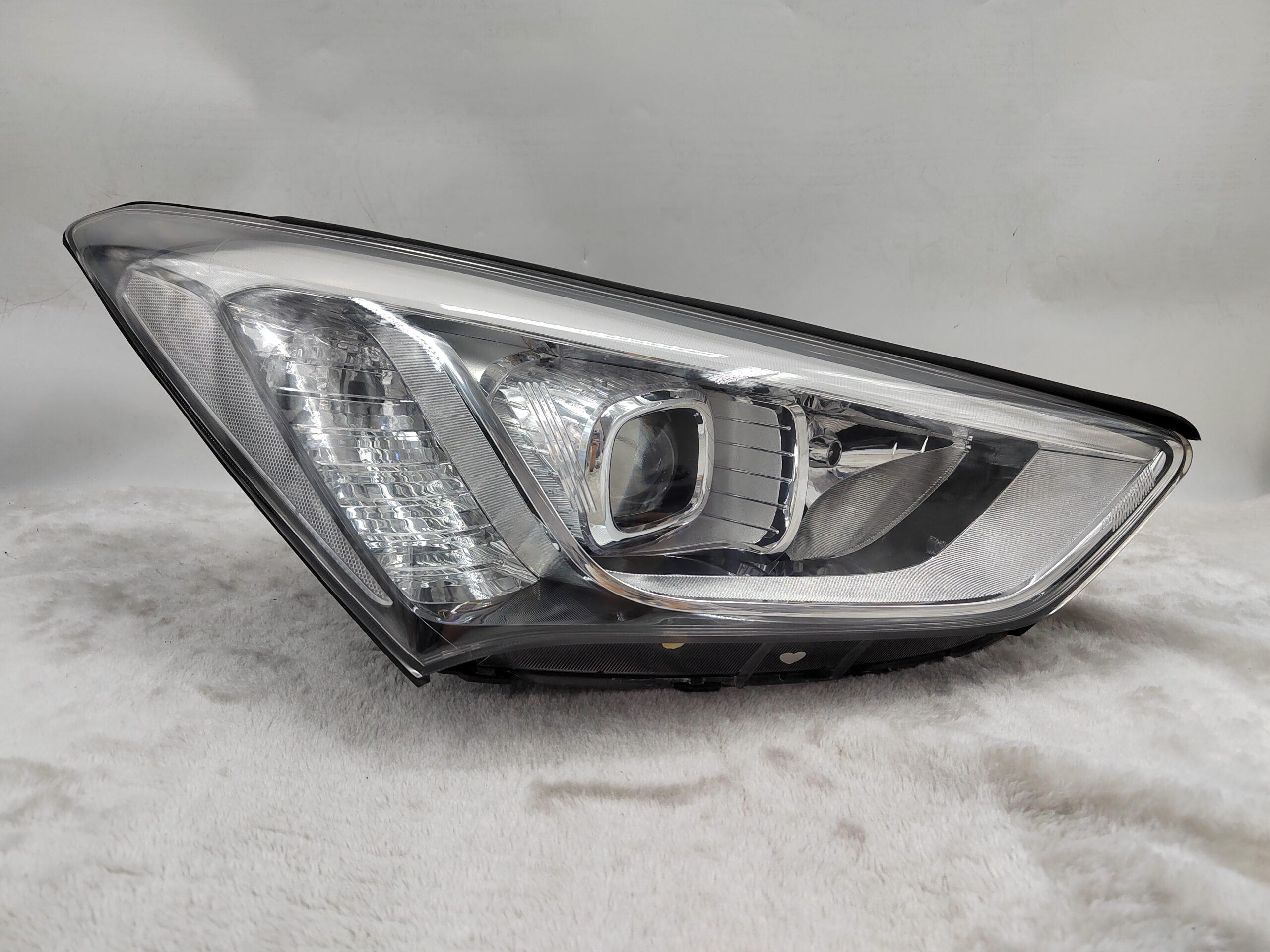 HYUNDAI SANTA FE DM 2013-2015 LENS HALOGEN R.H.S HEADLIGHT ASSEMBLY