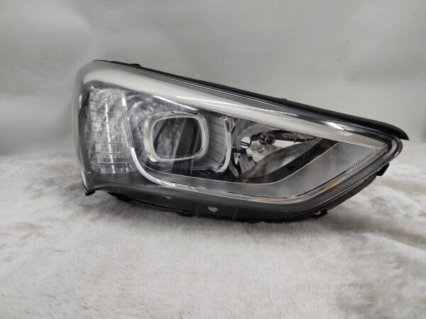 HYUNDAI SANTA FE DM 2013-2015 LENS HALOGEN R.H.S HEADLIGHT ASSEMBLY