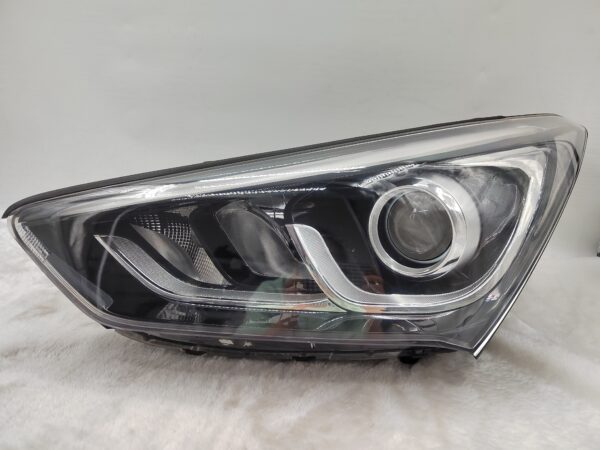 HYUNDAI SANTA FE X 2016-2018 HALOGEN L.H.S HEADLIGHT ASSEMBLY