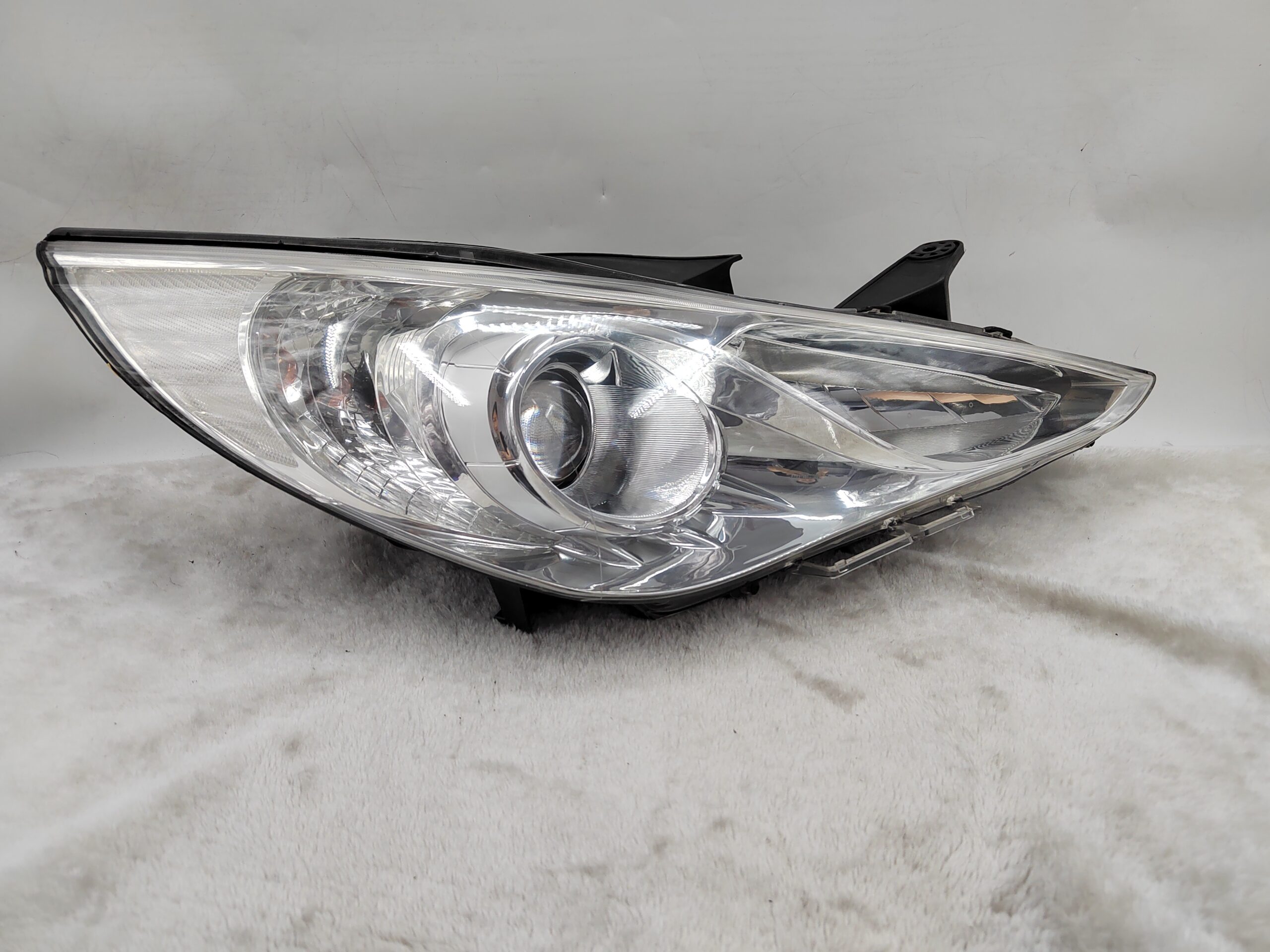 HYUNDAI SONATA 2011-2014 LENS HALOGEN R.H.S HEADLIGHT ASSEMBLY