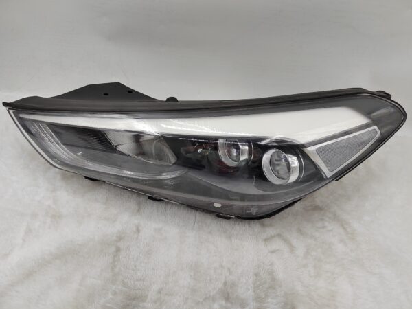 HYUNDAI TUCSON 2015-2017 LED L.H.S HEADLIGHT ASSEMBLY