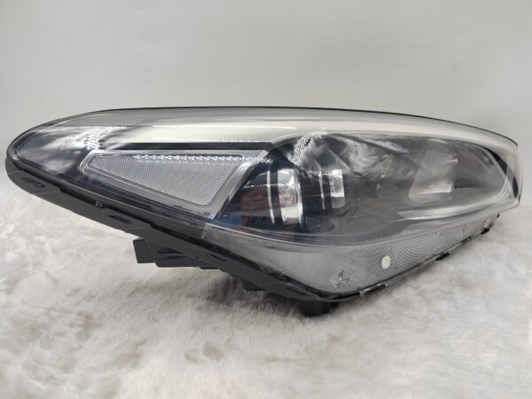 HYUNDAI TUCSON 2015-2017 LED R.H.S HEADLIGHT ASSEMBLY