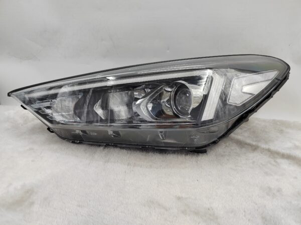 HYUNDAI TUCSON III 2018-2020 HALOGEN R.H.S HEADLIGHT ASSEMBLY