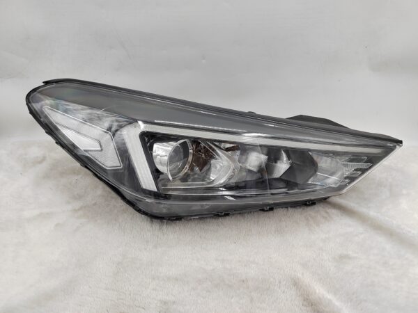 HYUNDAI TUCSON III 2018-2020 HALOGEN R.H.S HEADLIGHT ASSEMBLY