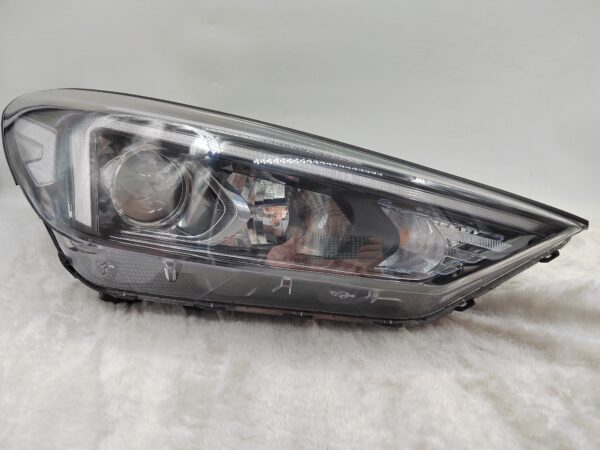 HYUNDAI TUCSON III 2018-2020 HALOGEN R.H.S HEADLIGHT ASSEMBLY