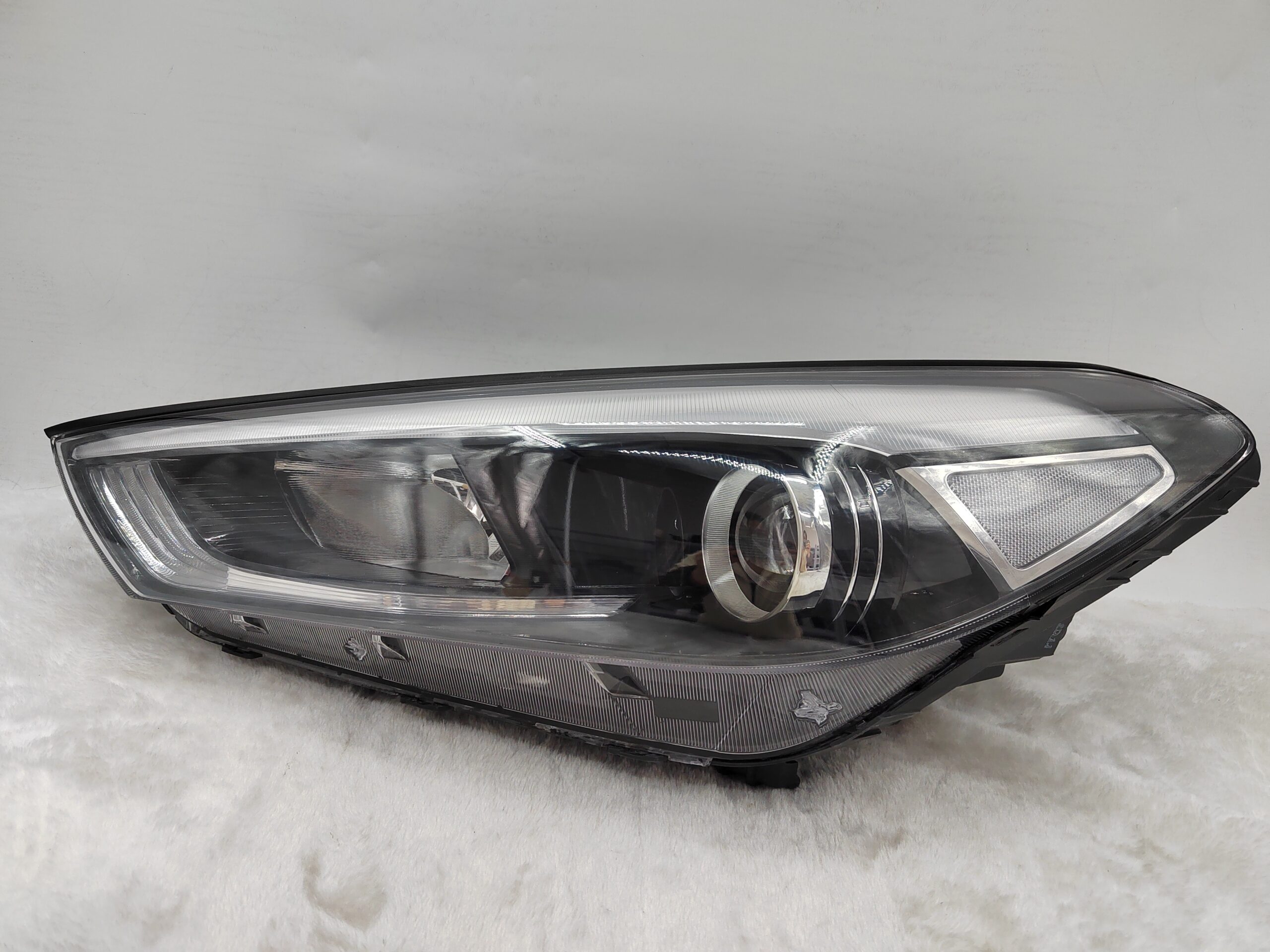 HYUNDAI TUCSON XG 2015-2017 HALOGEN L.H.S HEADLIGHT ASSEMBLY