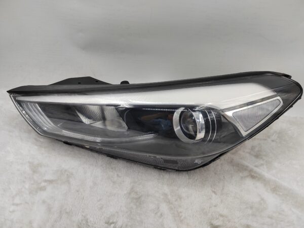 HYUNDAI TUCSON XG 2015-2017 HALOGEN L.H.S HEADLIGHT ASSEMBLY