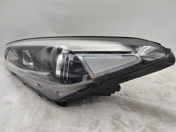 HYUNDAI TUCSON XG 2015-2017 HALOGEN L.H.S HEADLIGHT ASSEMBLY