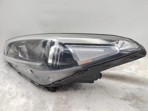 HYUNDAI TUCSON XG 2015-2017 HALOGEN L.H.S HEADLIGHT ASSEMBLY