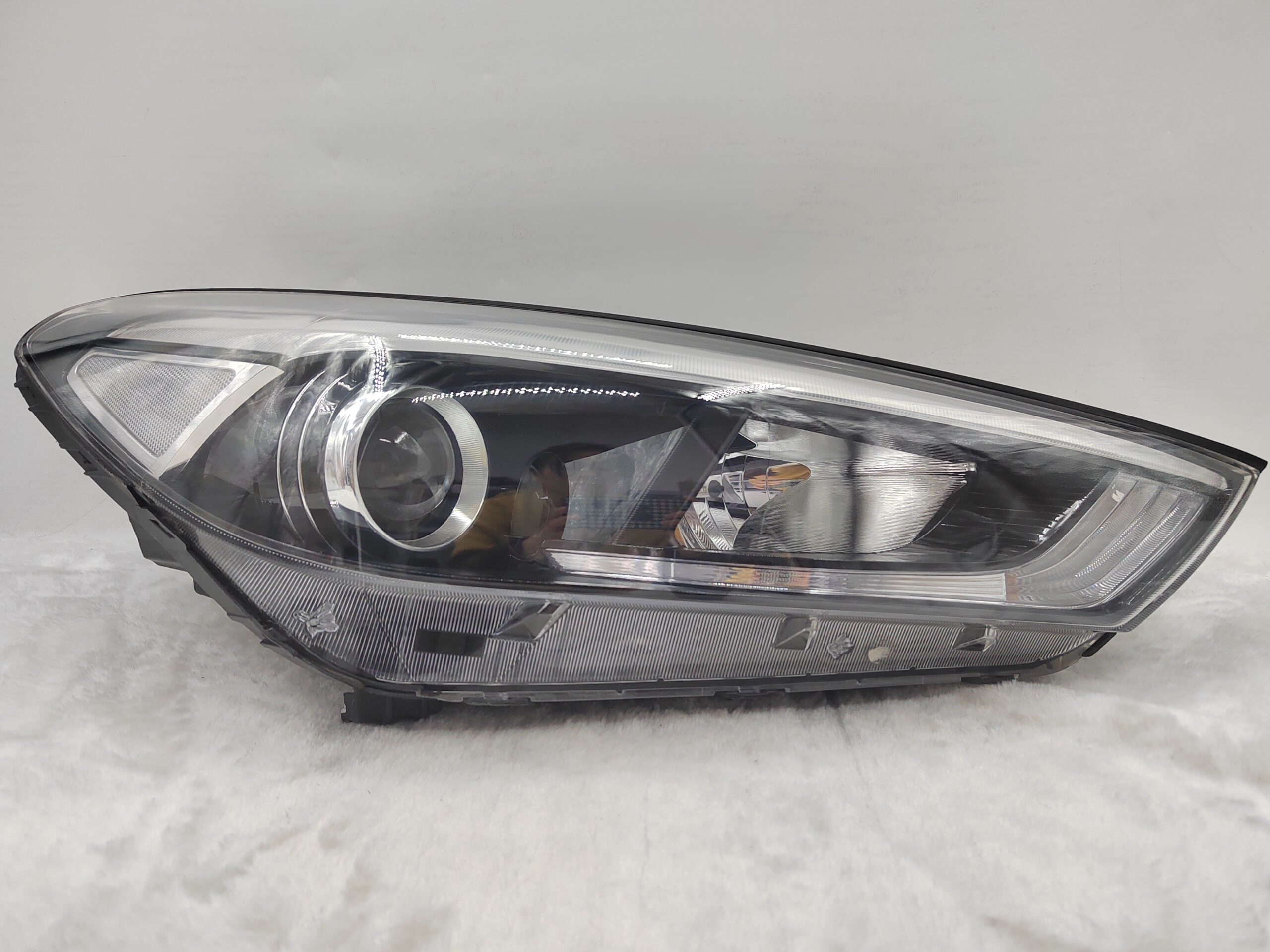 HYUNDAI TUCSON XG 2015-2017 HALOGEN R.H.S HEADLIGHT ASSEMBLY