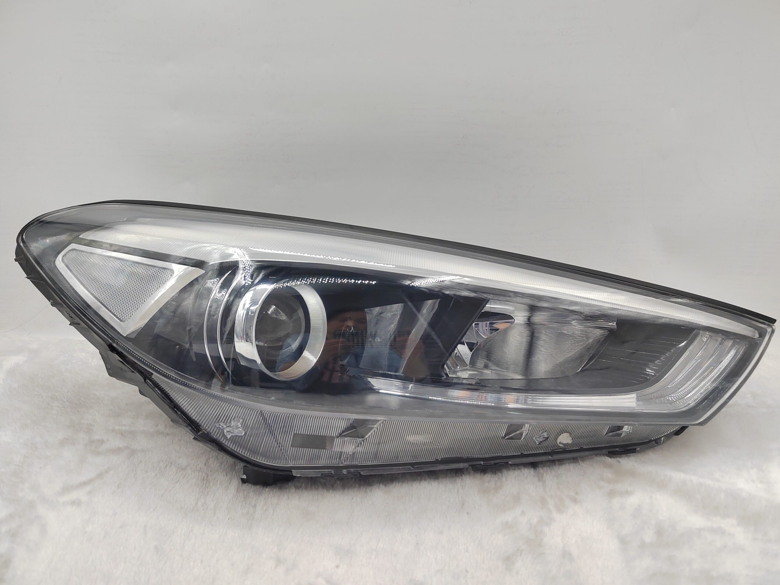 HYUNDAI TUCSON XG 2015-2017 HALOGEN R.H.S HEADLIGHT ASSEMBLY