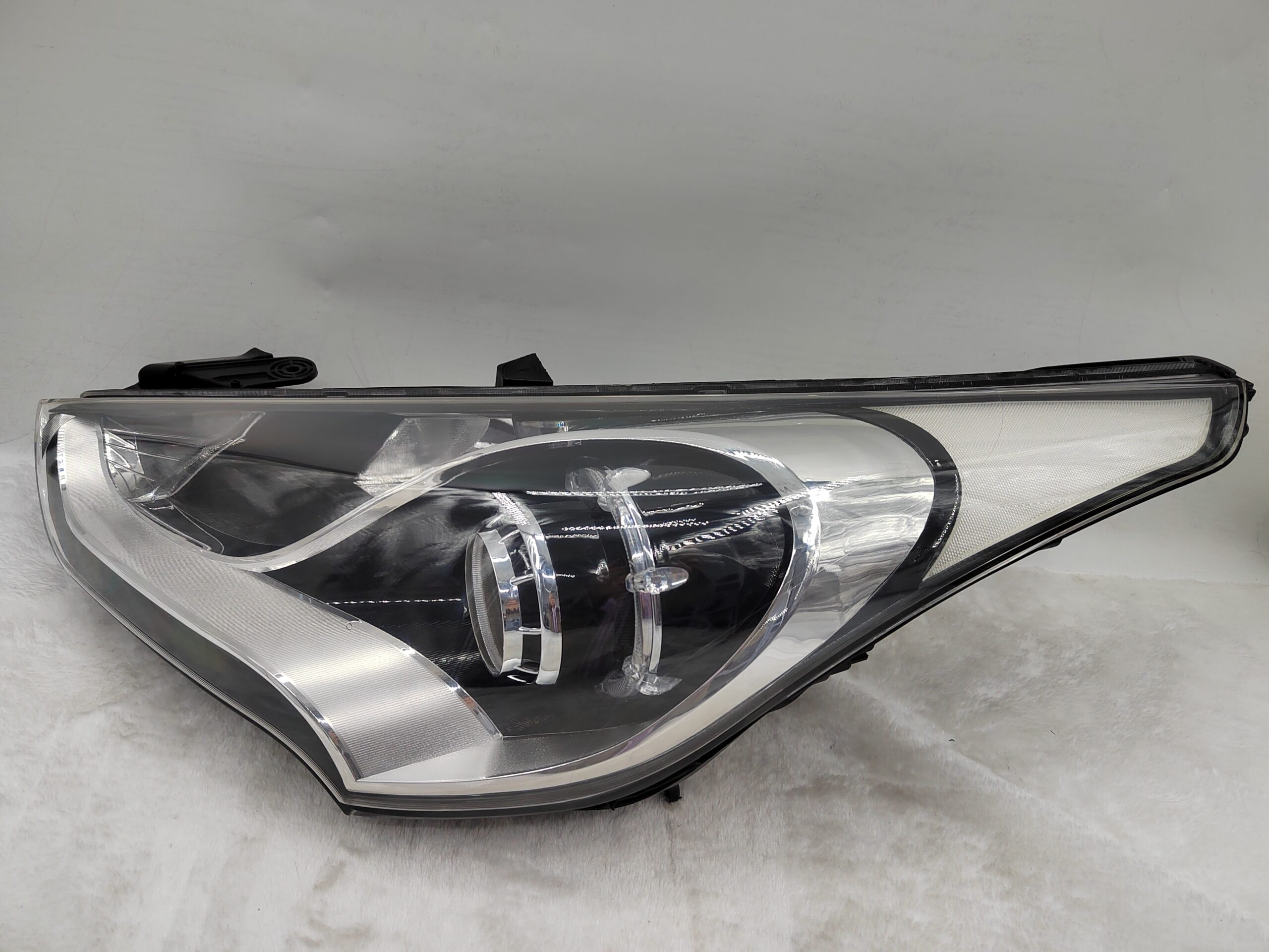 HYUNDAI VELOSTER 2011-2017 LENS HALOGEN L.H.S HEADLIGHT ASSEMBLY