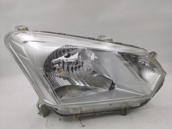 ISUZU D-MAX 2016-2019 HALOGEN R.H.S HEADLIGHT ASSEMBLY