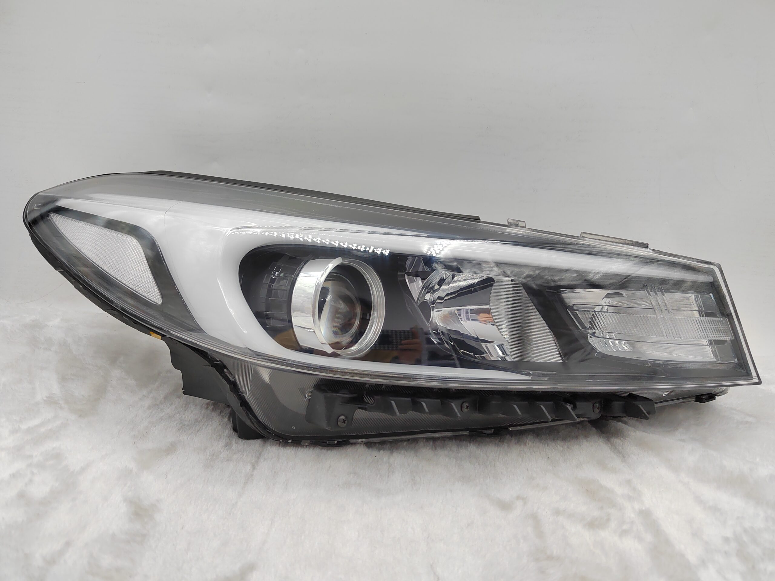 KIA CERATO 2016-2017 LENS HALOGEN R.H.S HEADLIGHT ASSEMBLY