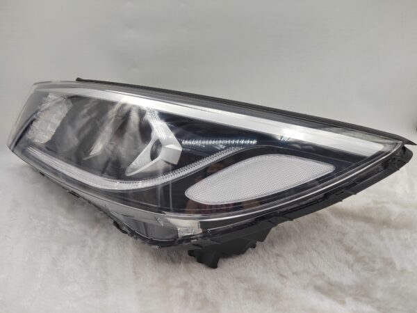 KIA CARNIVAL 2018-2020 LENS HALOGEN L.H.S HEADLIGHT ASSEMBLY