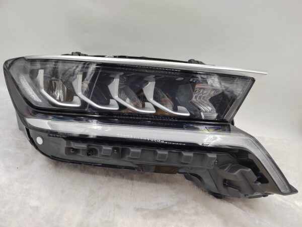 KIA SORENTO 2021-2023 LED R.H.S HEADLIGHT ASSEMBLY