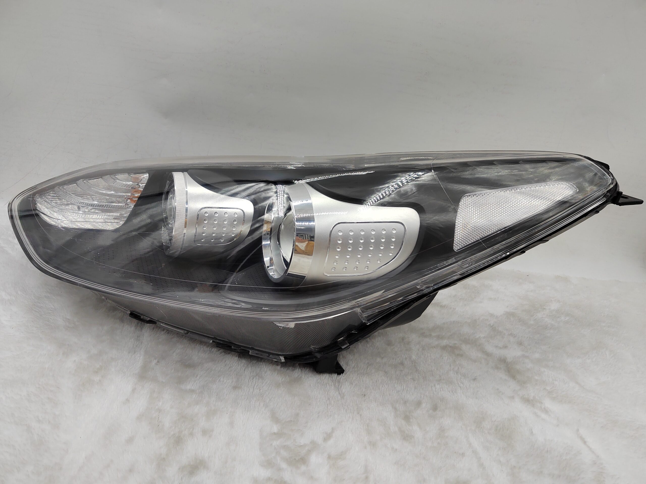 KIA SPORTAGE 2016-2021 XENON L.H.S HEADLIGHT ASSEMBLY