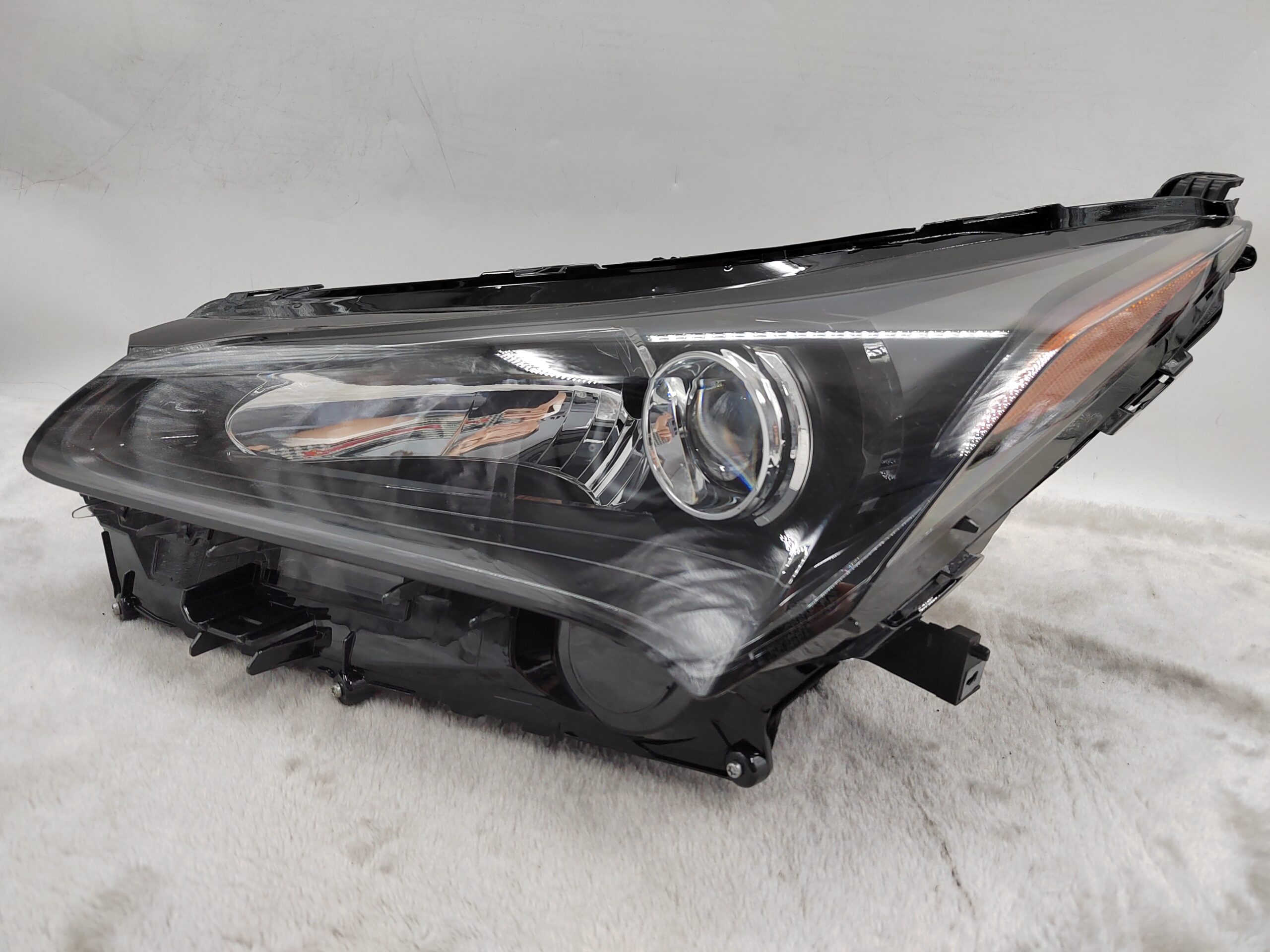 LEXUS NX 200T 2015-2017 LED L.H.S HEADLIGHT ASSEMBLY