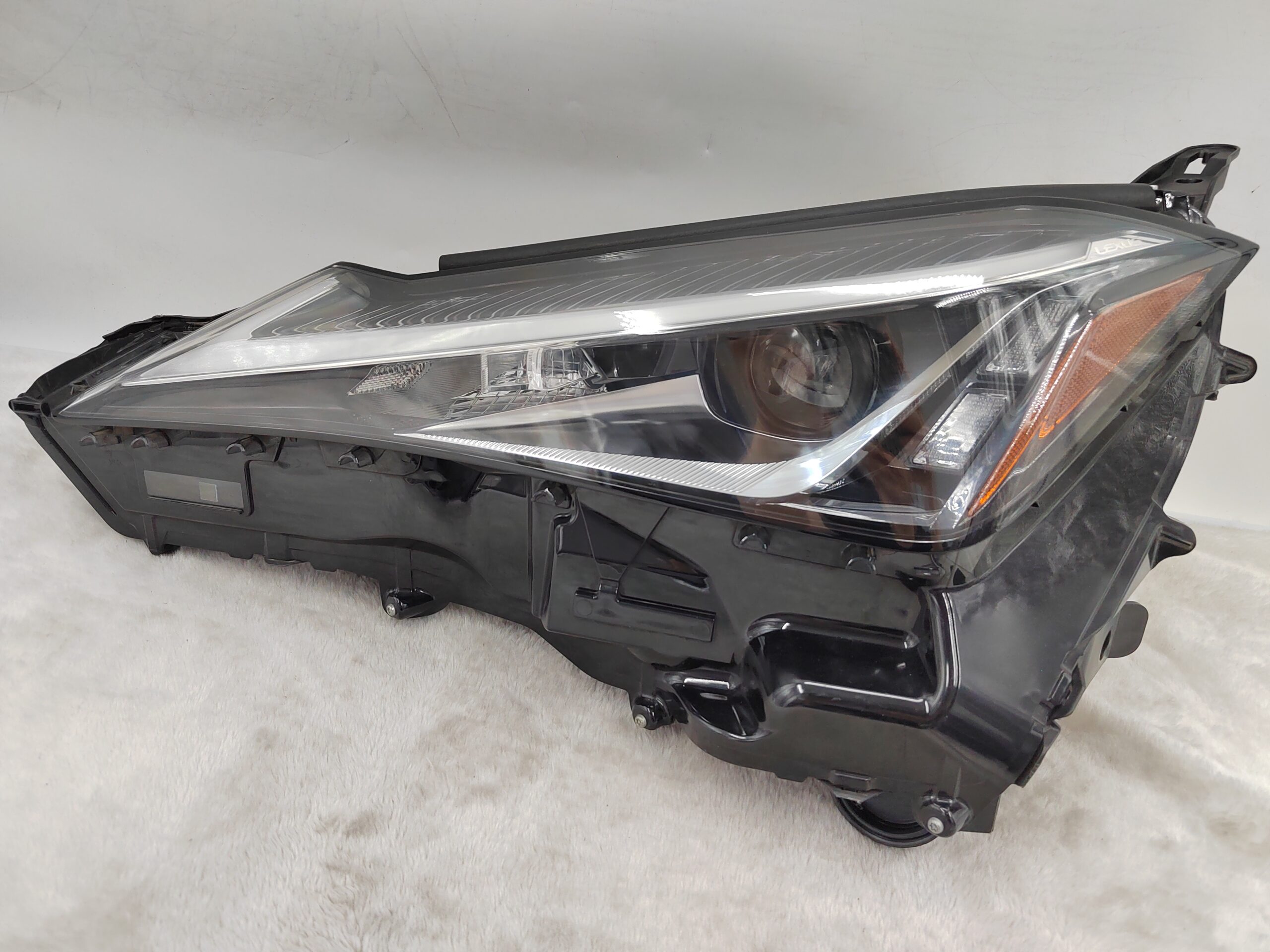 LEXUS UX 200&250H 2019-2023 LED L.H.S HEADLIGHT ASSEMBLY