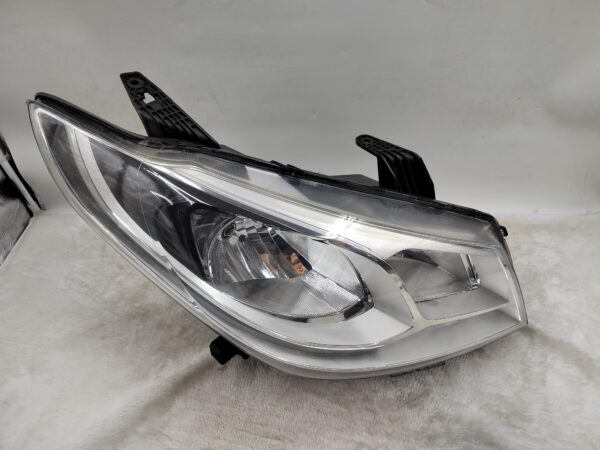 MAXUS LDV G10 EV30 2019-2023 HALOGEN R.H.S HEADLIGHT ASSEMBLY