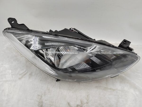 MAZDA 2 2007-2013 HALOGEN R.H.S HEADLIGHT ASSEMBLY