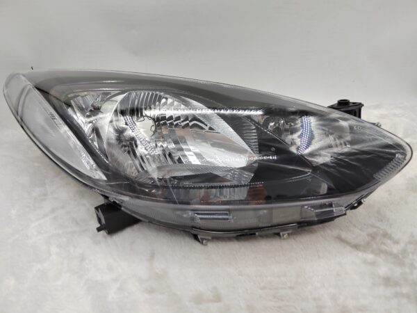 MAZDA 2 2007-2013 HALOGEN R.H.S HEADLIGHT ASSEMBLY