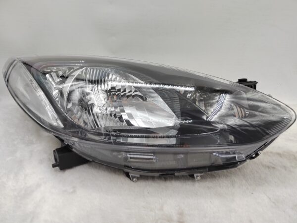 MAZDA 2 2007-2013 HALOGEN R.H.S HEADLIGHT ASSEMBLY