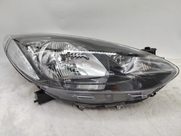 MAZDA 2 2007-2013 HALOGEN R.H.S HEADLIGHT ASSEMBLY