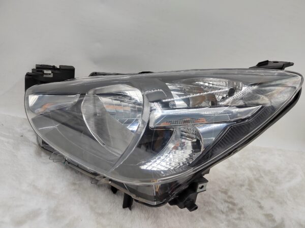 MAZDA 2 2014-2019 HALOGEN L.H.S HEADLIGHT ASSEMBLY