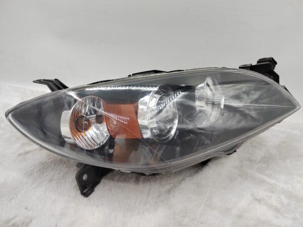 MAZDA 3 2003-2009 HALOGEN R.H.S HEADLIGHT ASSEMBLY