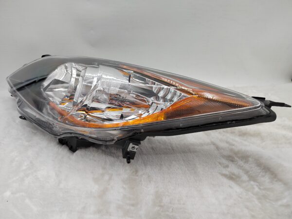 MAZDA 3 2010-2013 HALOGEN L.H.S HEADLIGHT ASSEMBLY