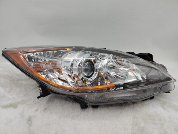 MAZDA 3 2010-2013 HALOGEN R.H.S HEADLIGHT ASSEMBLY