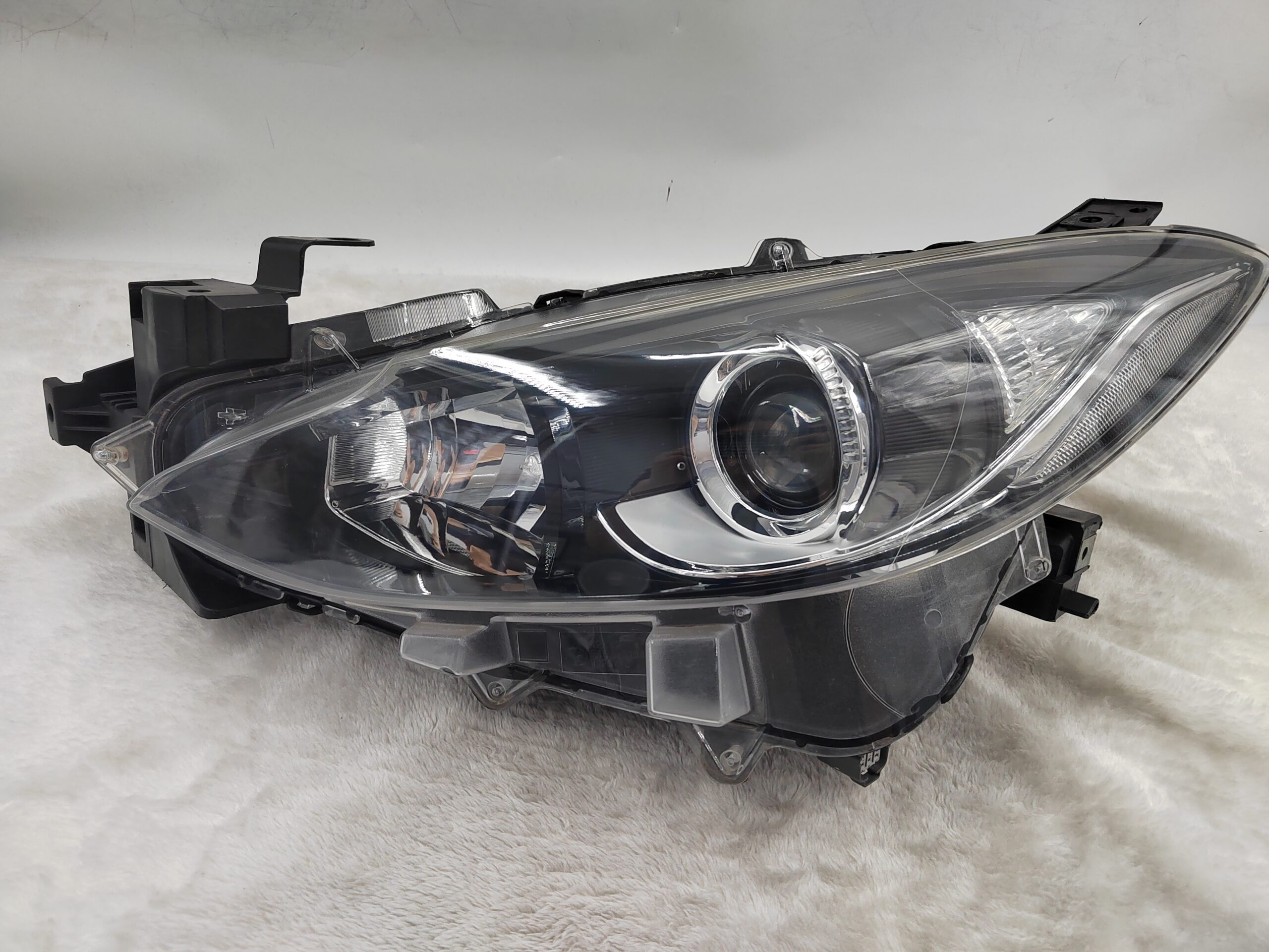 MAZDA 3 2014-2016 HALOGEN L.H.S HEADLIGHT ASSEMBLY