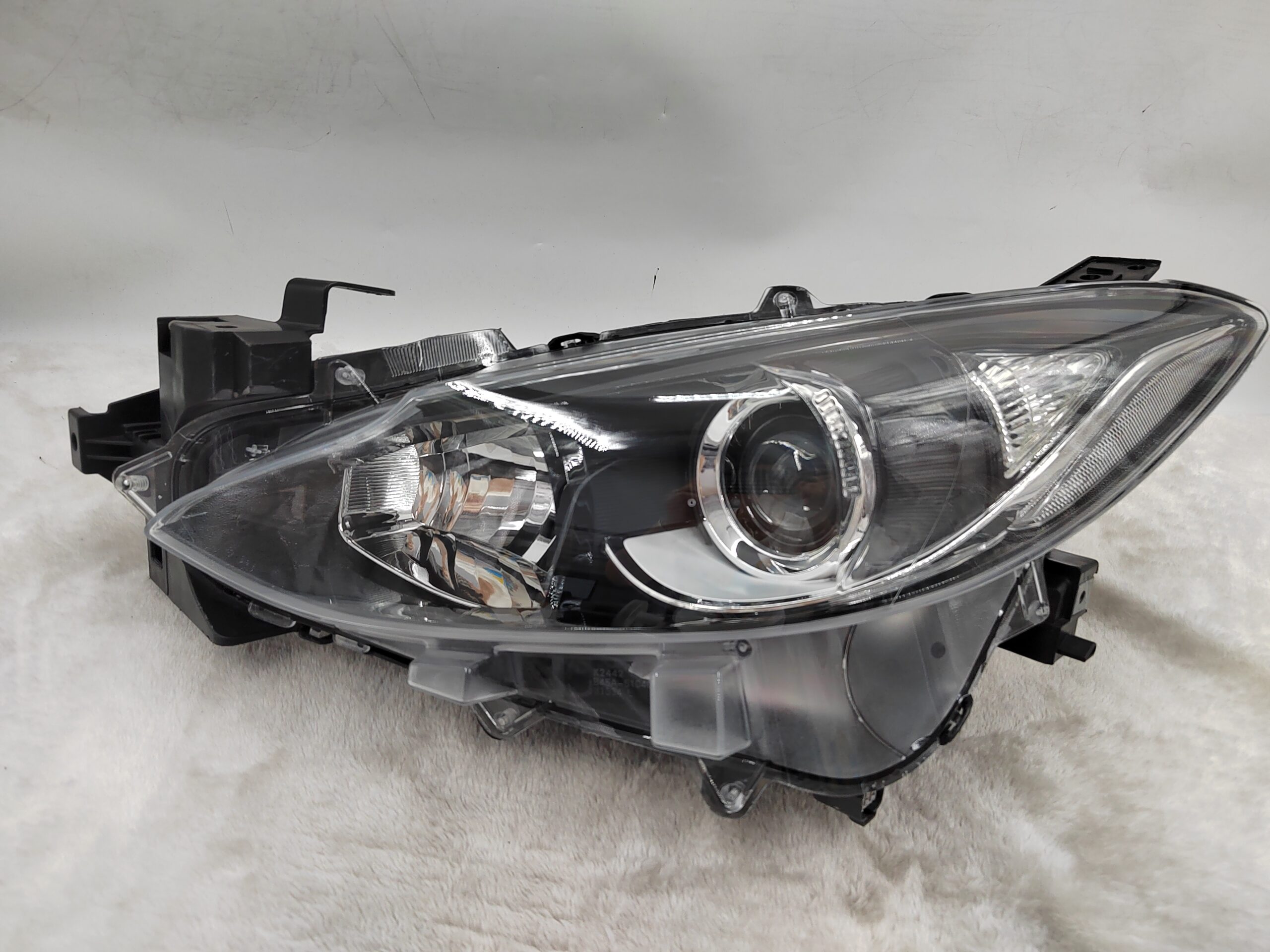 MAZDA 3 2014-2016 HALOGEN L.H.S HEADLIGHT ASSEMBLY