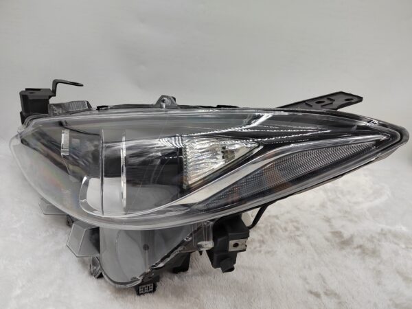 MAZDA 3 2014-2016 HALOGEN L.H.S HEADLIGHT ASSEMBLY