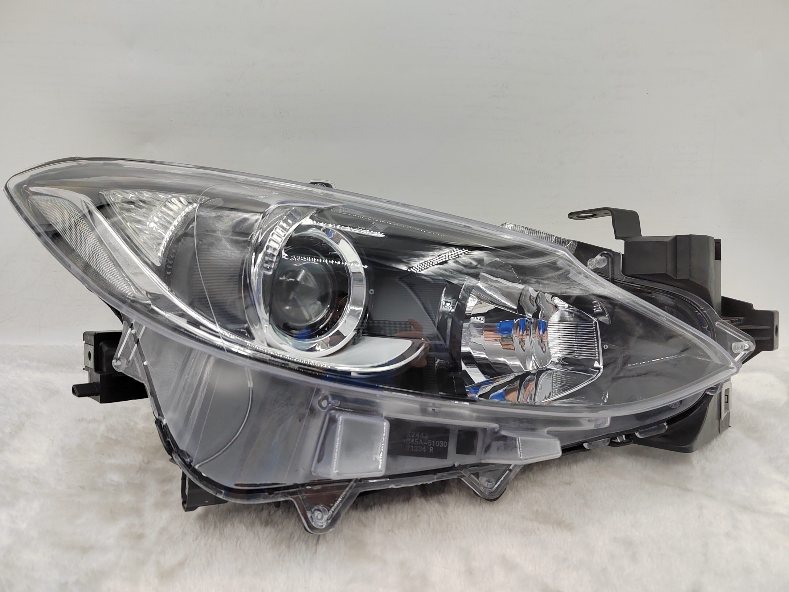 MAZDA 3 2014-2016 HALOGEN R.H.S HEADLIGHT ASSEMBLY