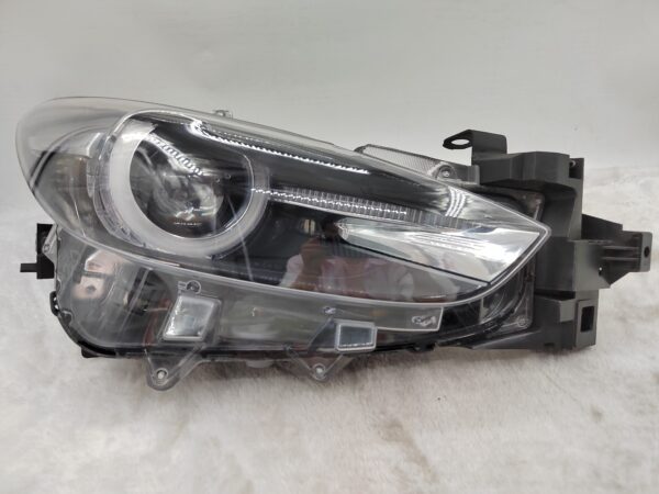 MAZDA 3 2017-2018 LED R.H.S HEADLIGHT ASSEMBLY