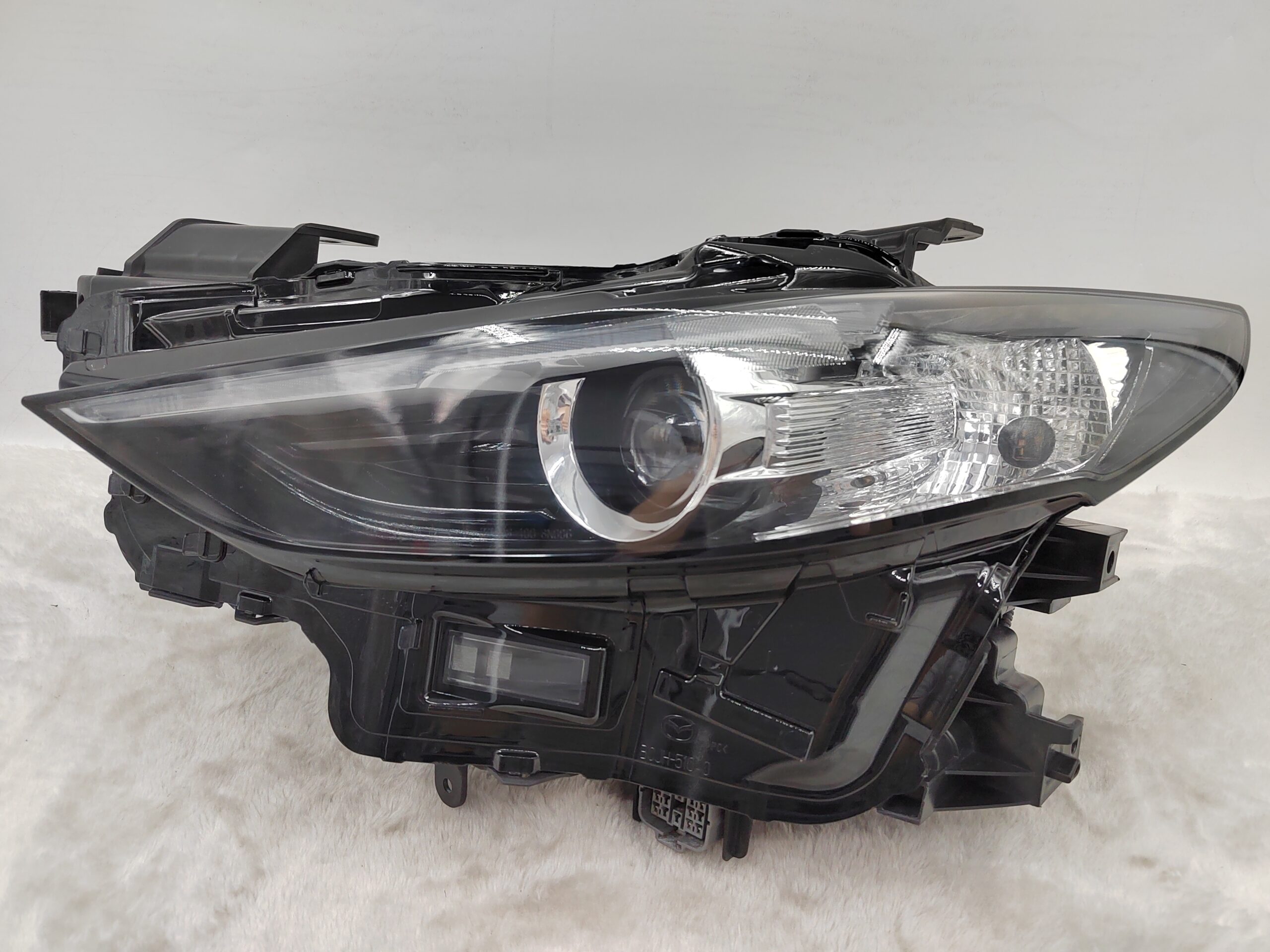 MAZDA 3 2019-2023 LED L.H.S HEADLIGHT ASSEMBLY